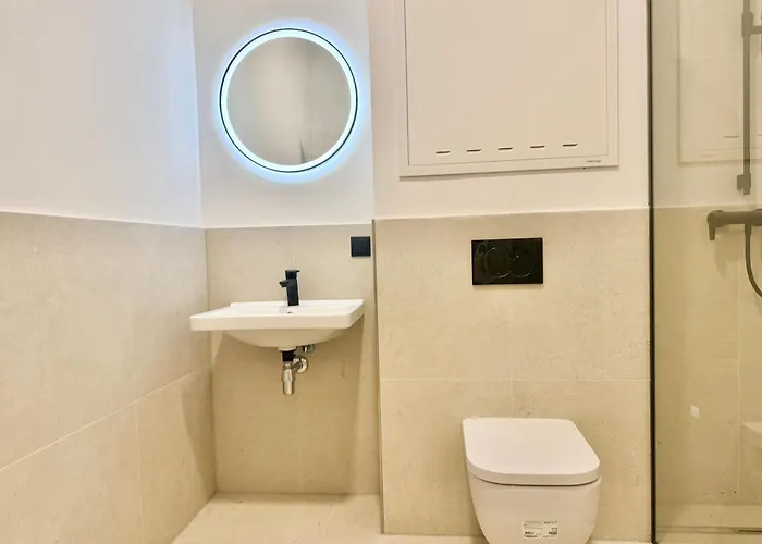 Premium Design With Balcony & Free Parking Διαμέρισμα