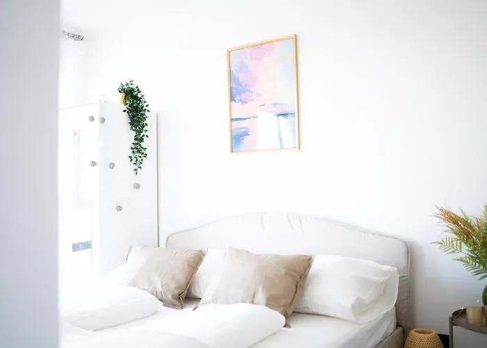 Premium Design With Balcony & Free Parking Διαμέρισμα
