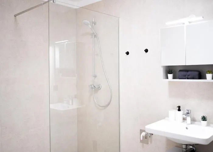 Premium Design With Balcony & Free Parking Διαμέρισμα Βιέννη